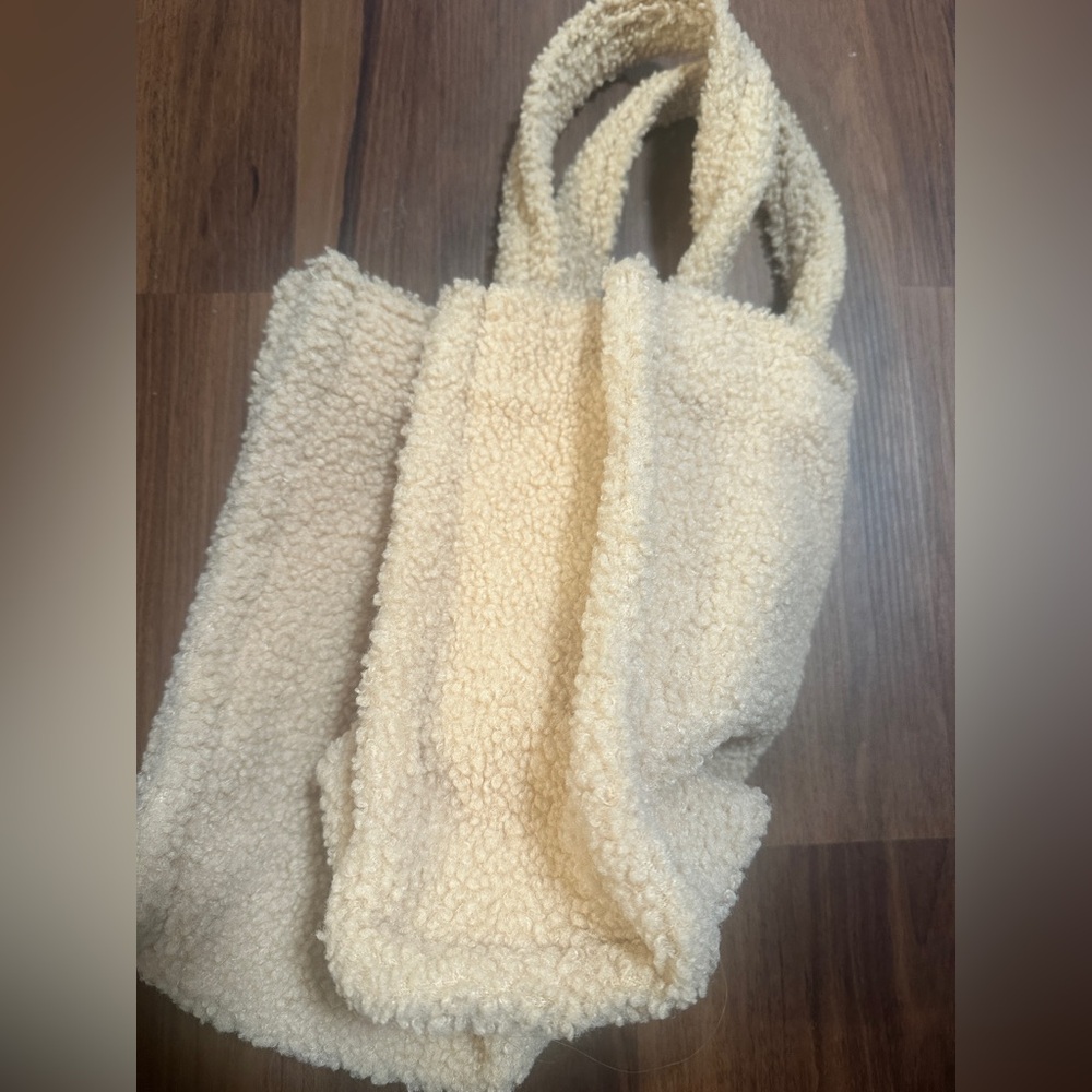 Cozy Cream Sherpa Tote Bag - Picture 4 of 8